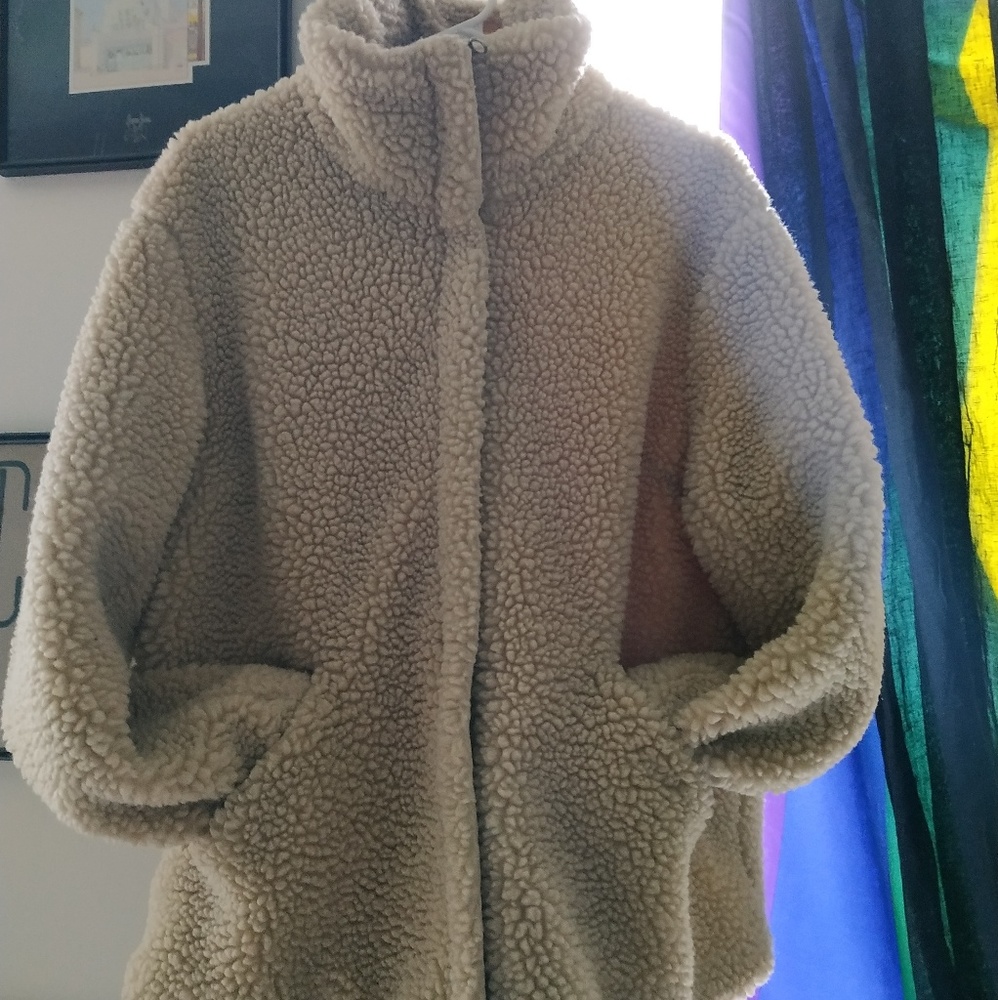 Big Fluffy Jacket sz M
